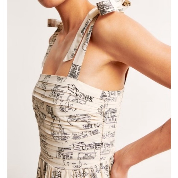Abercrombie & Fitch Dresses & Skirts - Abercrombie & Fitch Emerson Printed Pleated Maxi Dress Europe Cafe